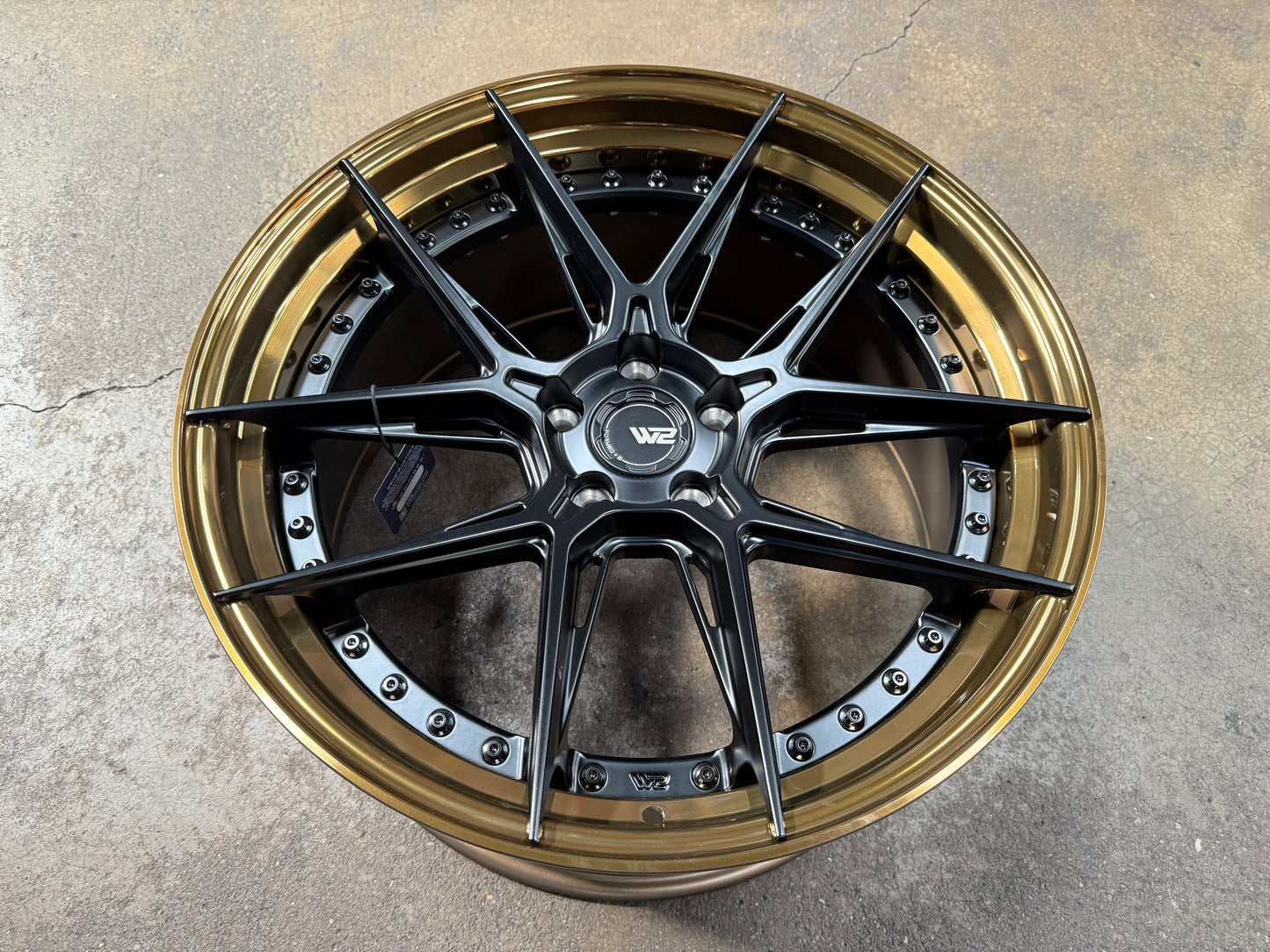 New 20x8.5 ET30 20x10 ET40 W2 W2C (4 wheel) 5x112 Black Gold