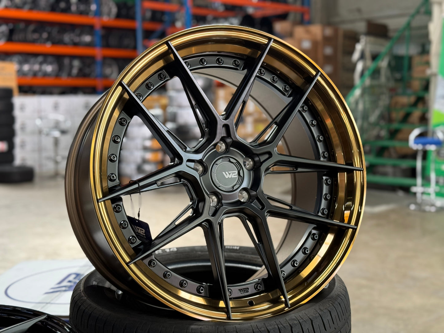 New 20x8.5 ET30 20x10 ET40 W2 W2C (4 wheel) 5x112 Black Gold
