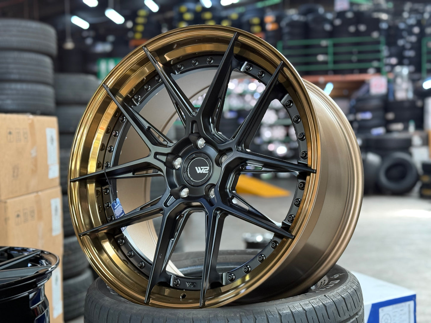 New 20x8.5 ET30 20x10 ET40 W2 W2C (4 wheel) 5x112 Black Gold