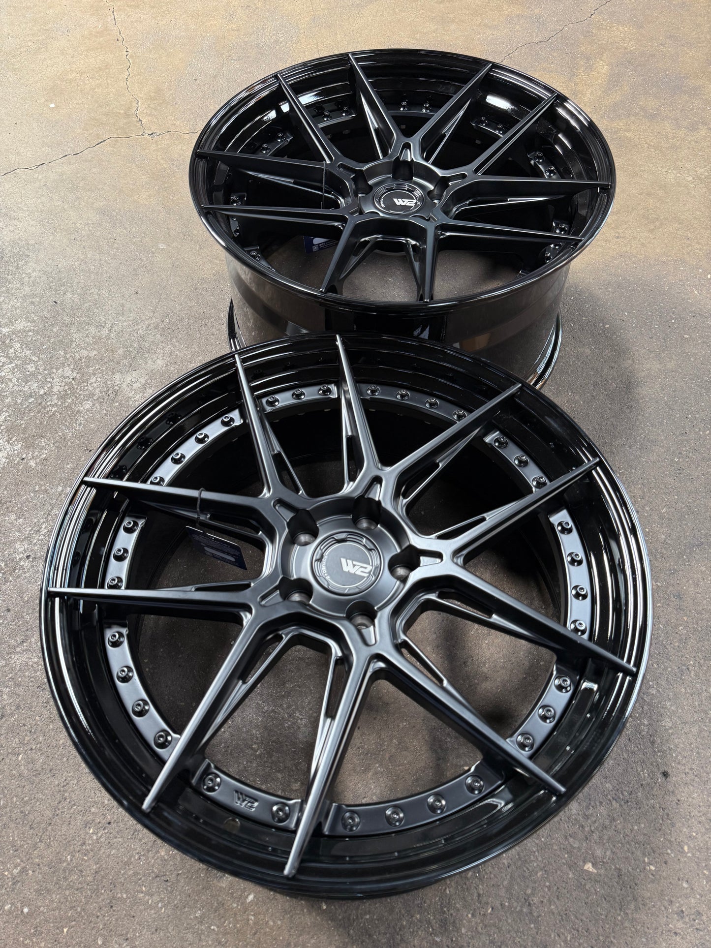 New 20x8.5 ET30 20x10 ET40 W2 Wheel W2C (4 wheel) 5x114.3 Gloss Black