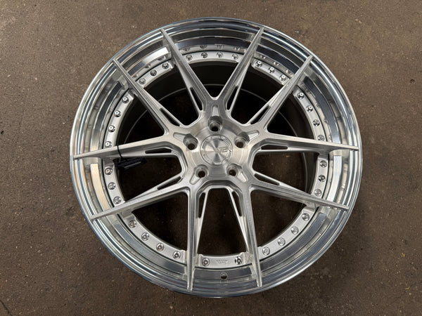 New 20x8.5 ET30 20x10 ET40 W2 Wheel W2C (4 wheel) 5x114.3 Gloss Silver