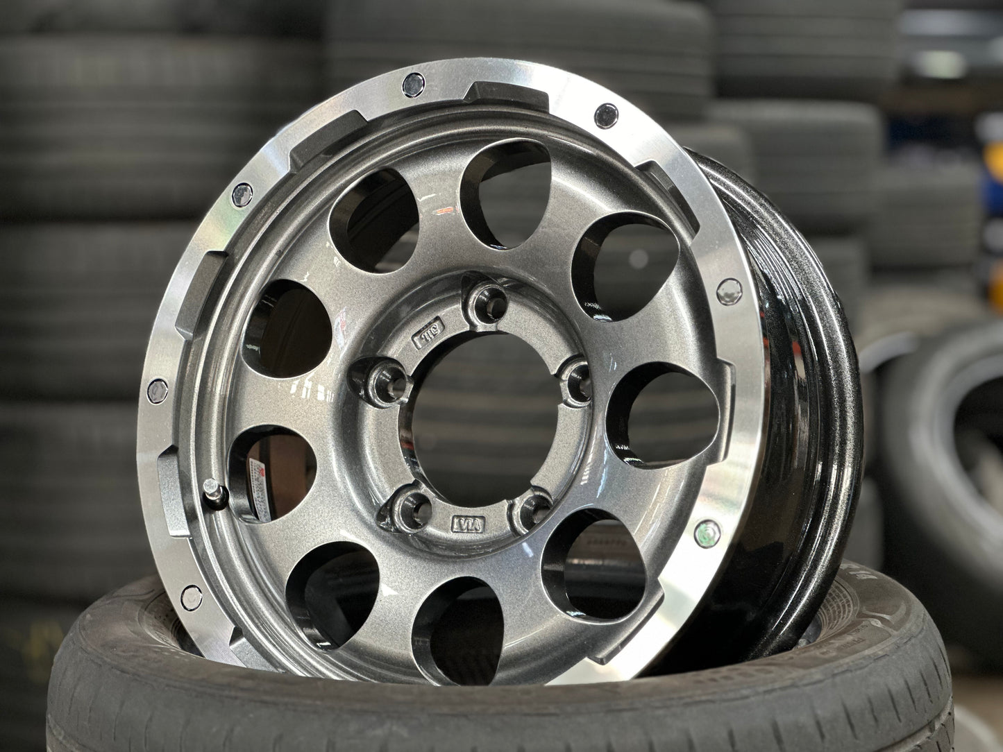 New 15 LEHRMEISTER LMG CS-9 Rim (5 wheel) Gun Metal Polished 5x139.7 (5 pcs)