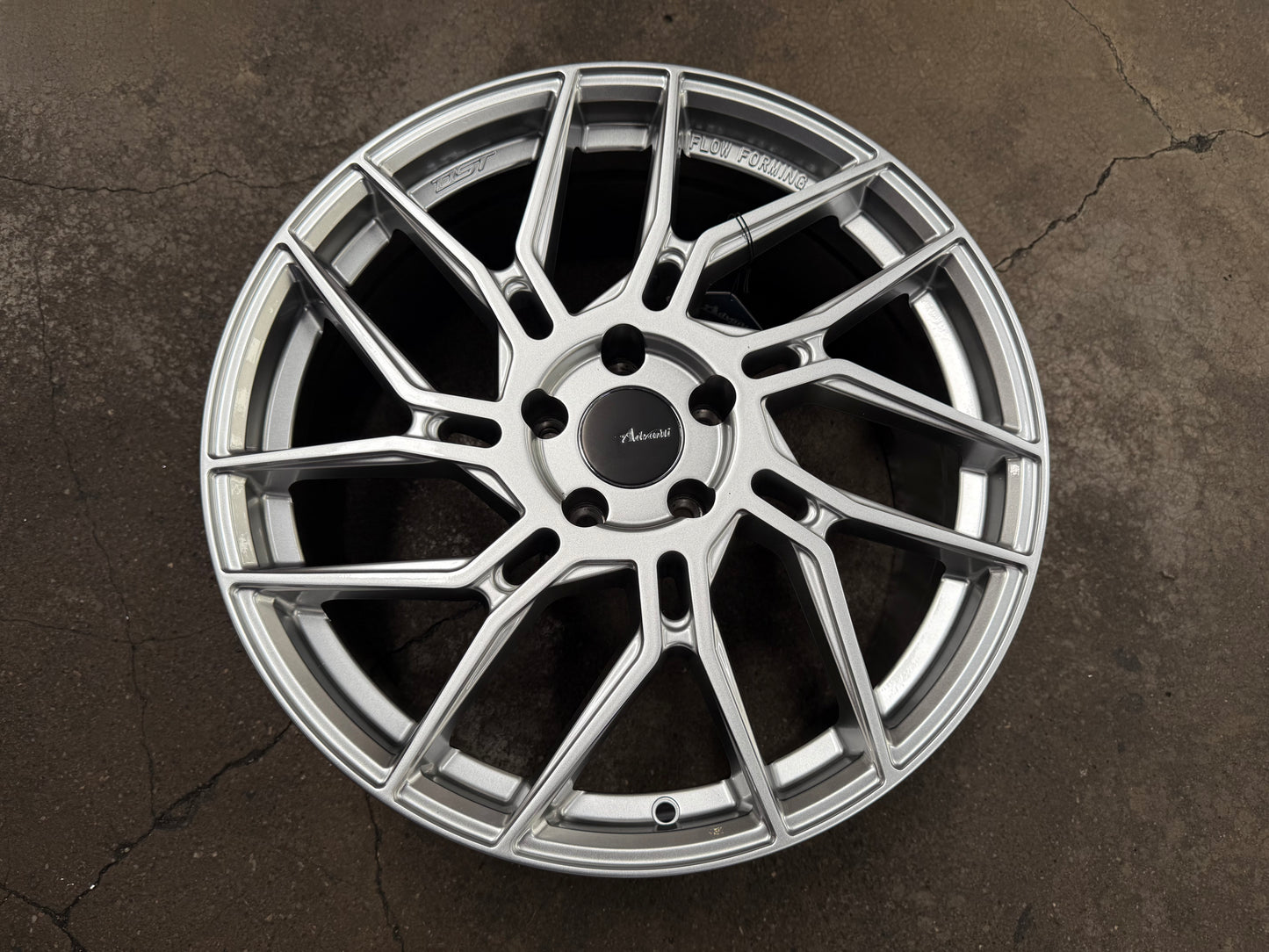New 19x8.5 ET35 Advanti N649D Rim (4 wheel) Silver 5x114.3