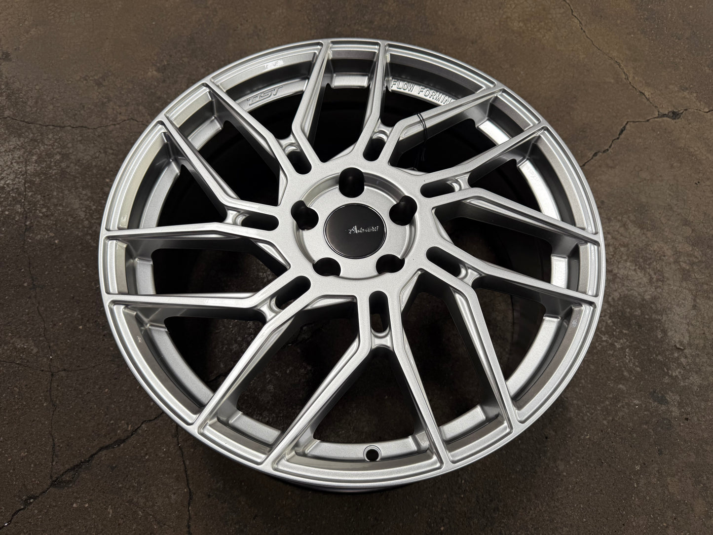 New 19x8.5 ET35 Advanti N649D Rim (4 wheel) Silver 5x114.3