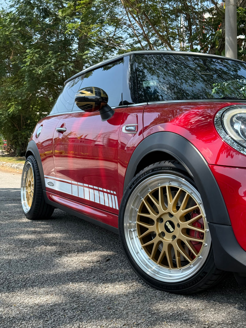 New 18X8 ET38 BBS LM Design Rim (4 wheel) Gloss Gold 5X112