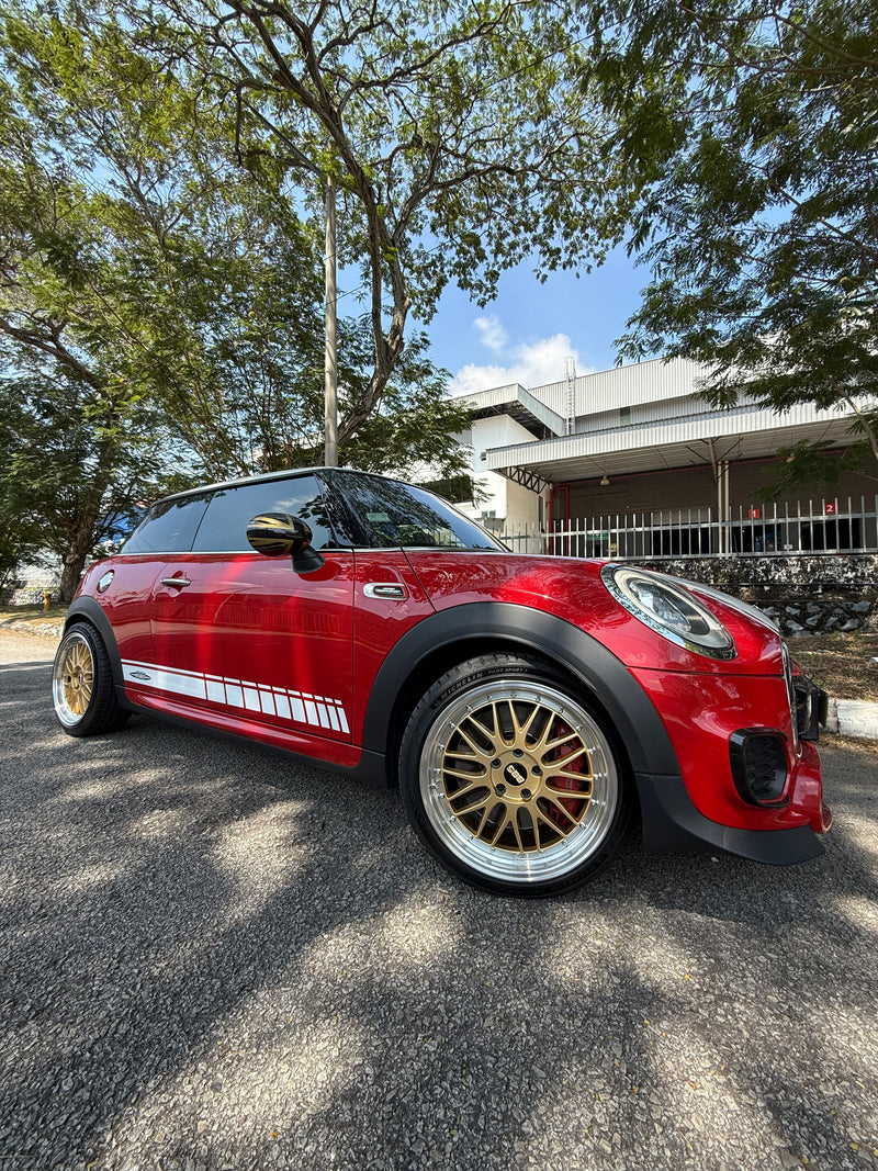 New 18X8 ET38 BBS LM Design Rim (4 wheel) Gloss Gold 5X112