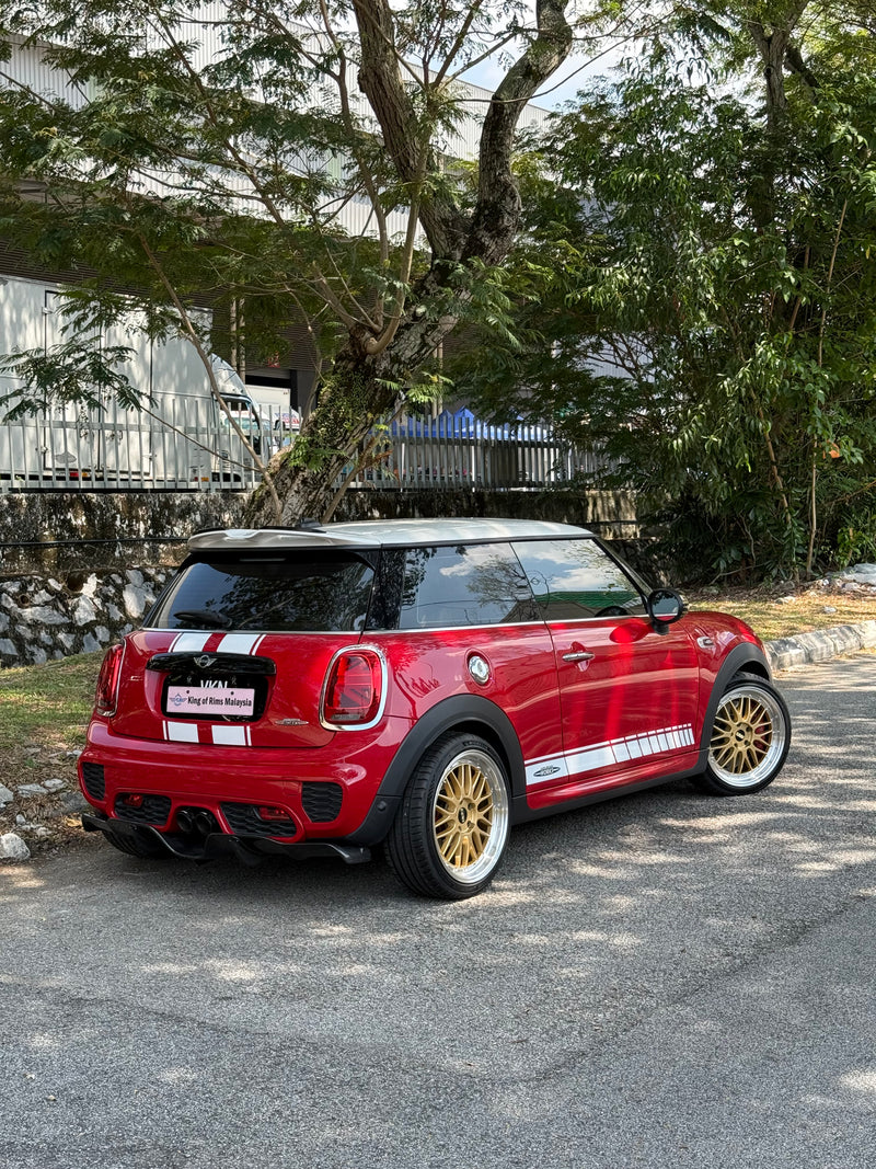 New 18X8 ET38 BBS LM Design Rim (4 wheel) Gloss Gold 5X112