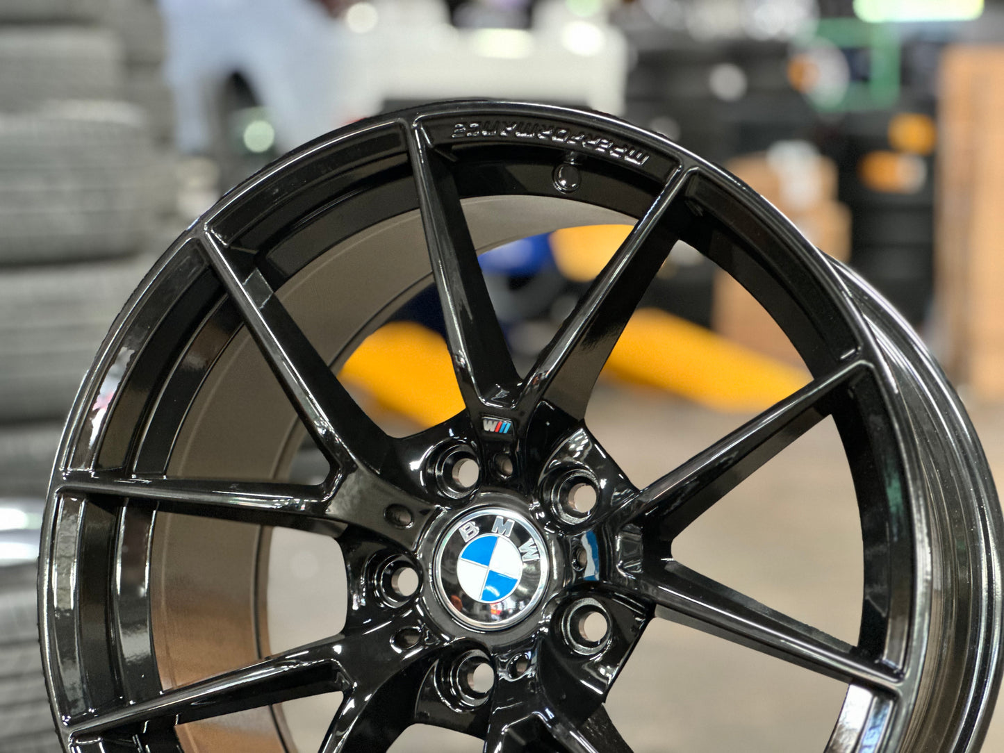 New 18x8J ET35 18x9J ET37 BMW Style 763M (4 wheels) Gloss Black 5X120