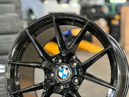 New 18x8J ET35 18x9J ET37 BMW Style 763M (4 wheels) Gloss Black 5X120
