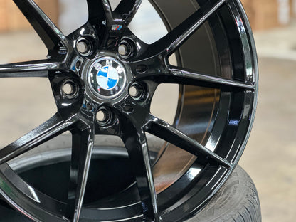 New 18x8J ET35 18x9J ET37 BMW Style 763M (4 wheels) Gloss Black 5X120