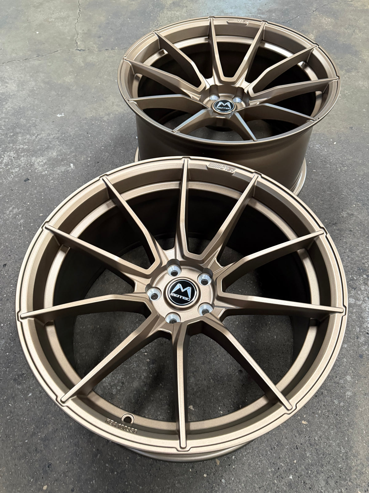 New 20x10 ET12 20x11 ET15 Motec MCR2 Ultralight (4 wheel) 5x112 Bronze