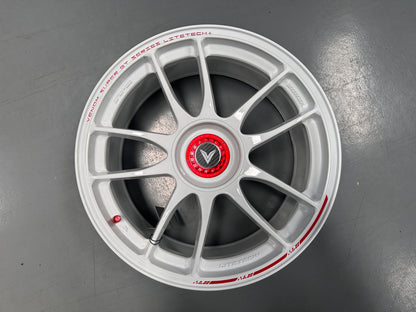 NEW 18x8.5 ET35 Lenso VNK (4 wheel) 5X114.3 White
