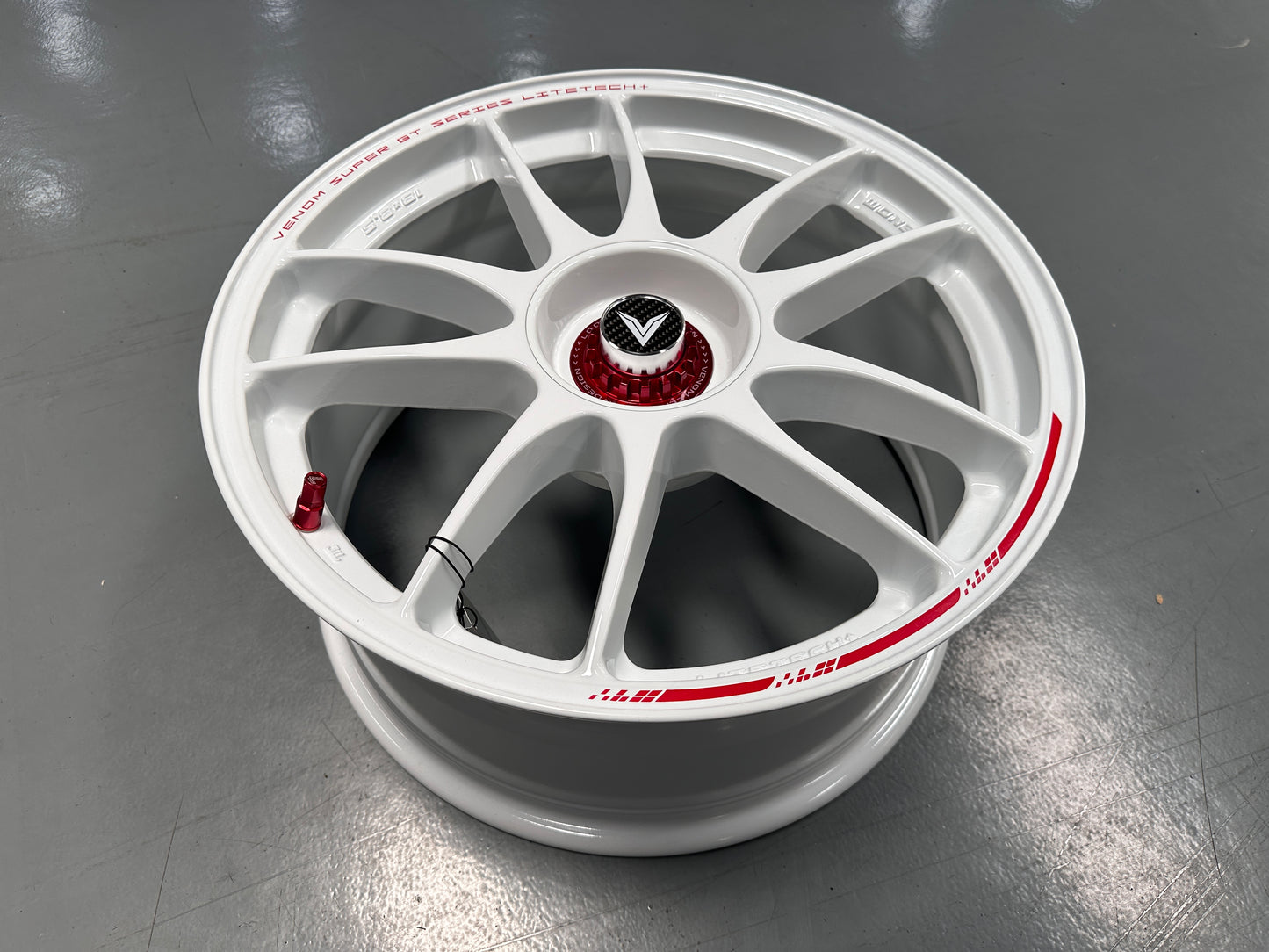 NEW 18x8.5 ET35 Lenso VNK (4 wheel) 5X114.3 White
