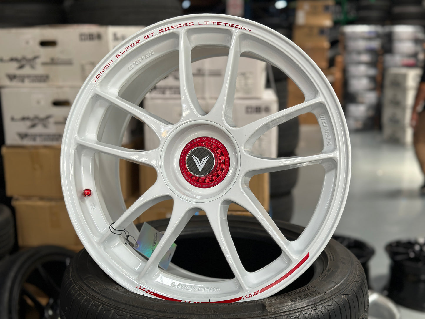 NEW 18x8.5 ET35 Lenso VNK (4 wheel) 5X114.3 White