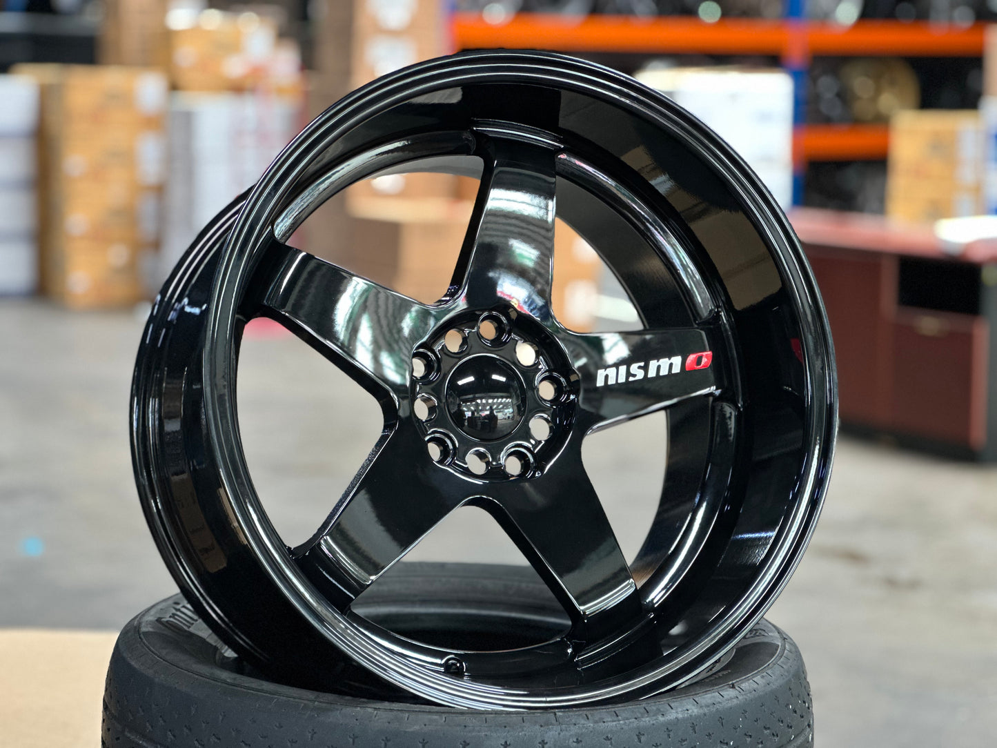 [Bundle] New 18x9.5 ET10 Nismo LMGT4 (2 wheels) Gloss Black 5X114.3
