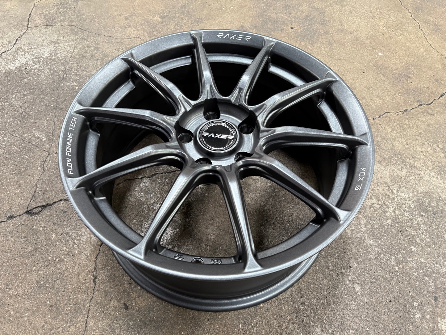 New 17X7.5 ET40 Raxer VOX10 Rim (4 wheel) Gunmetal 5X114.3