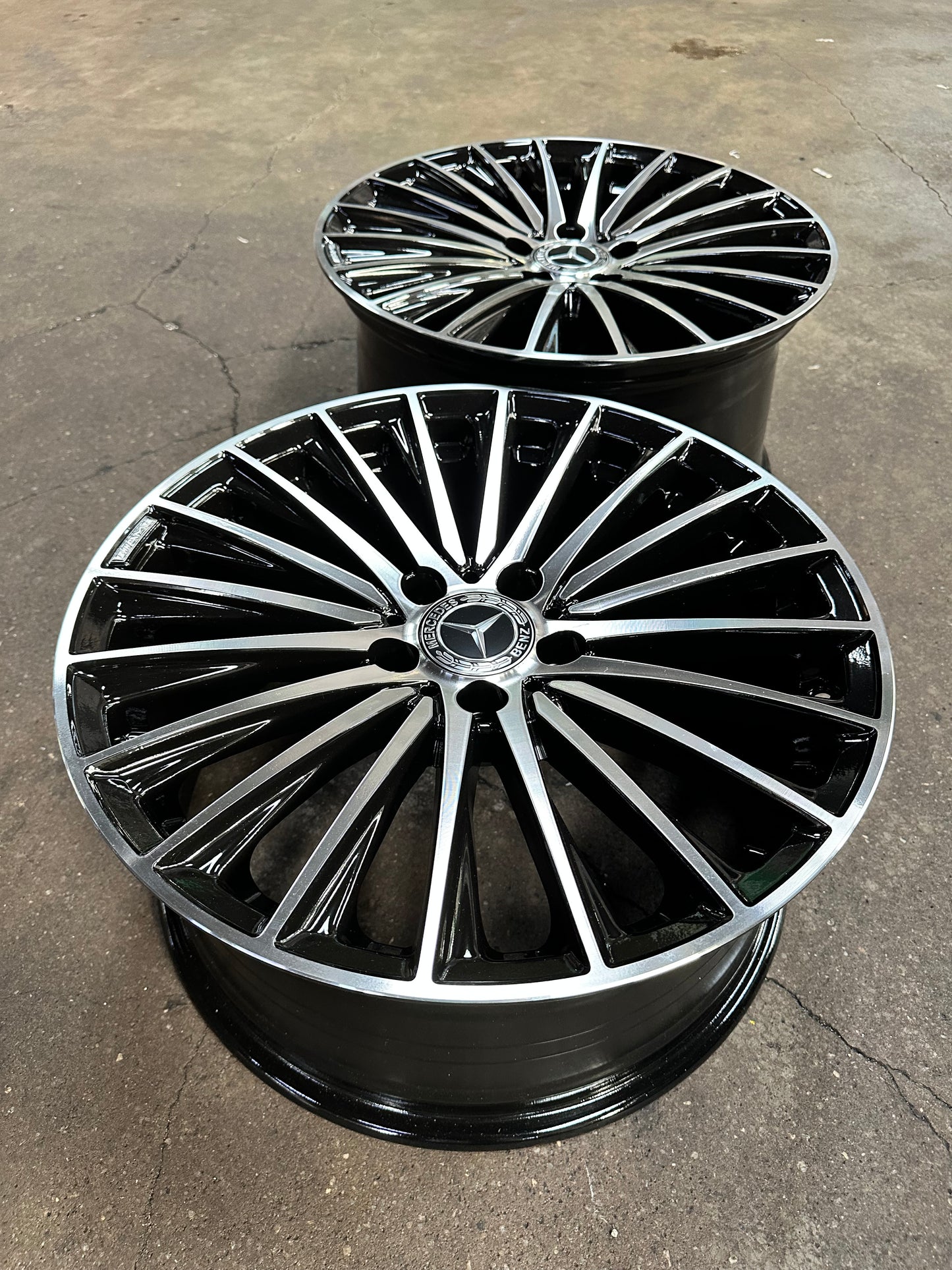 New 18X8.5 ET42 18Xx9.5 ET43 Mercedes (4 wheels) W206 Multispoke 5X112