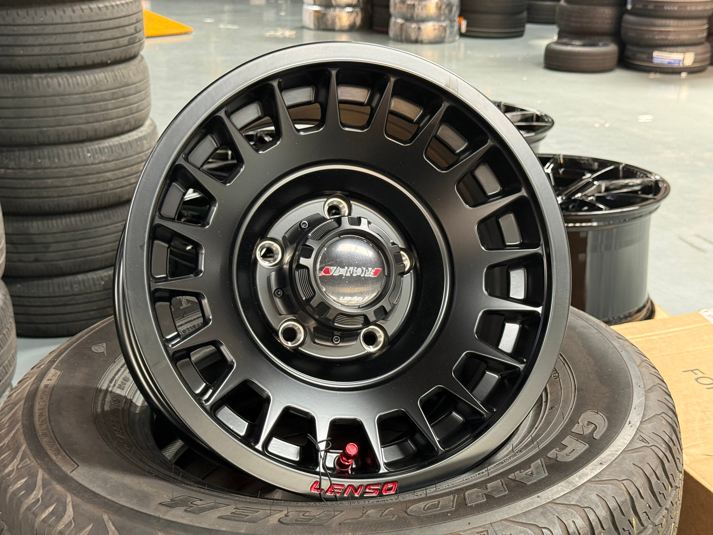 New 15x7.5 ET-6 Lenso Venom 10 (5 wheel) 5x139.7 Black