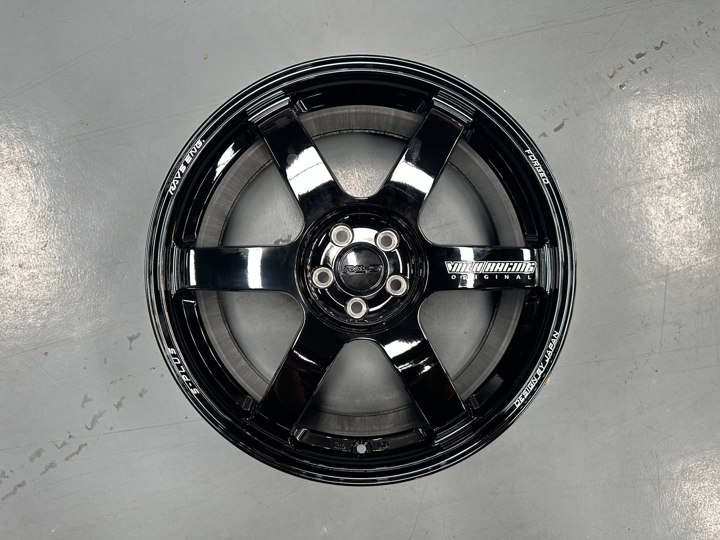 NEW 18X8.5 ET42 AOW TE37 Saga S Plus Rim (4 Wheel) Gloss Black 5X100