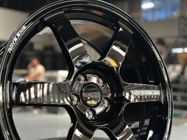 NEW 18X8.5 ET42 AOW TE37 Saga S Plus Rim (4 Wheel) Gloss Black 5X100