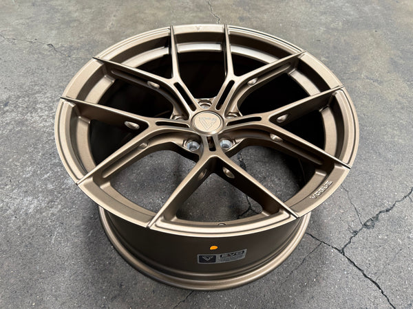 New 20x8.5 ET30 20x10 ET40 Vogue Wheel FF26 (4 wheel) 5x114.3 Bronze