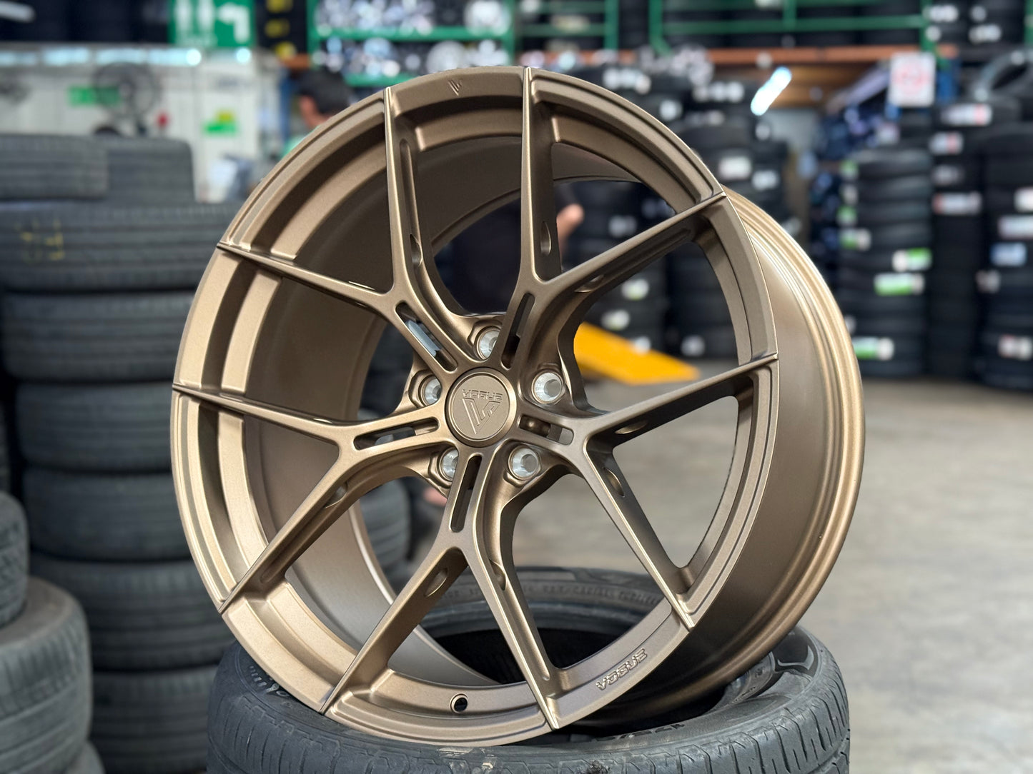 New 20x8.5 ET30 20x10 ET40 Vogue Wheel FF26 (4 wheel) 5x114.3 Bronze