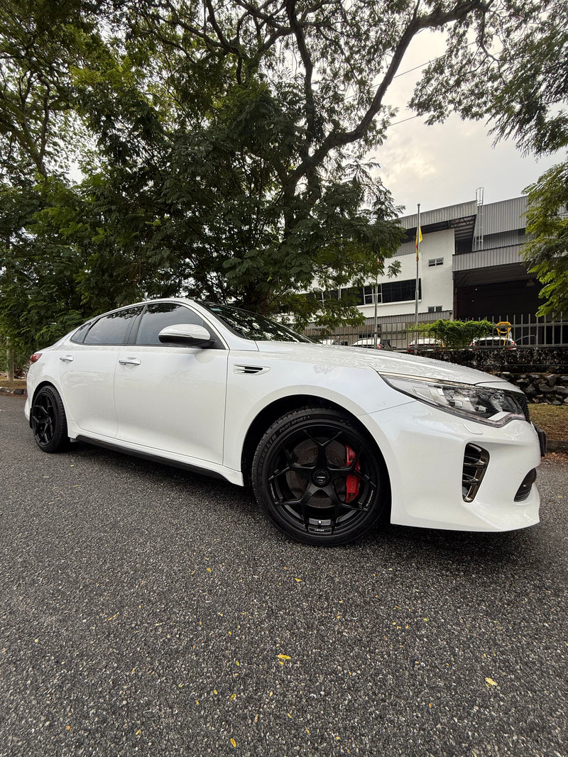 New 18X8.5 ET35 Lenso Vamos 5 Rim (4 wheel) GLOSS Black 5X114.3