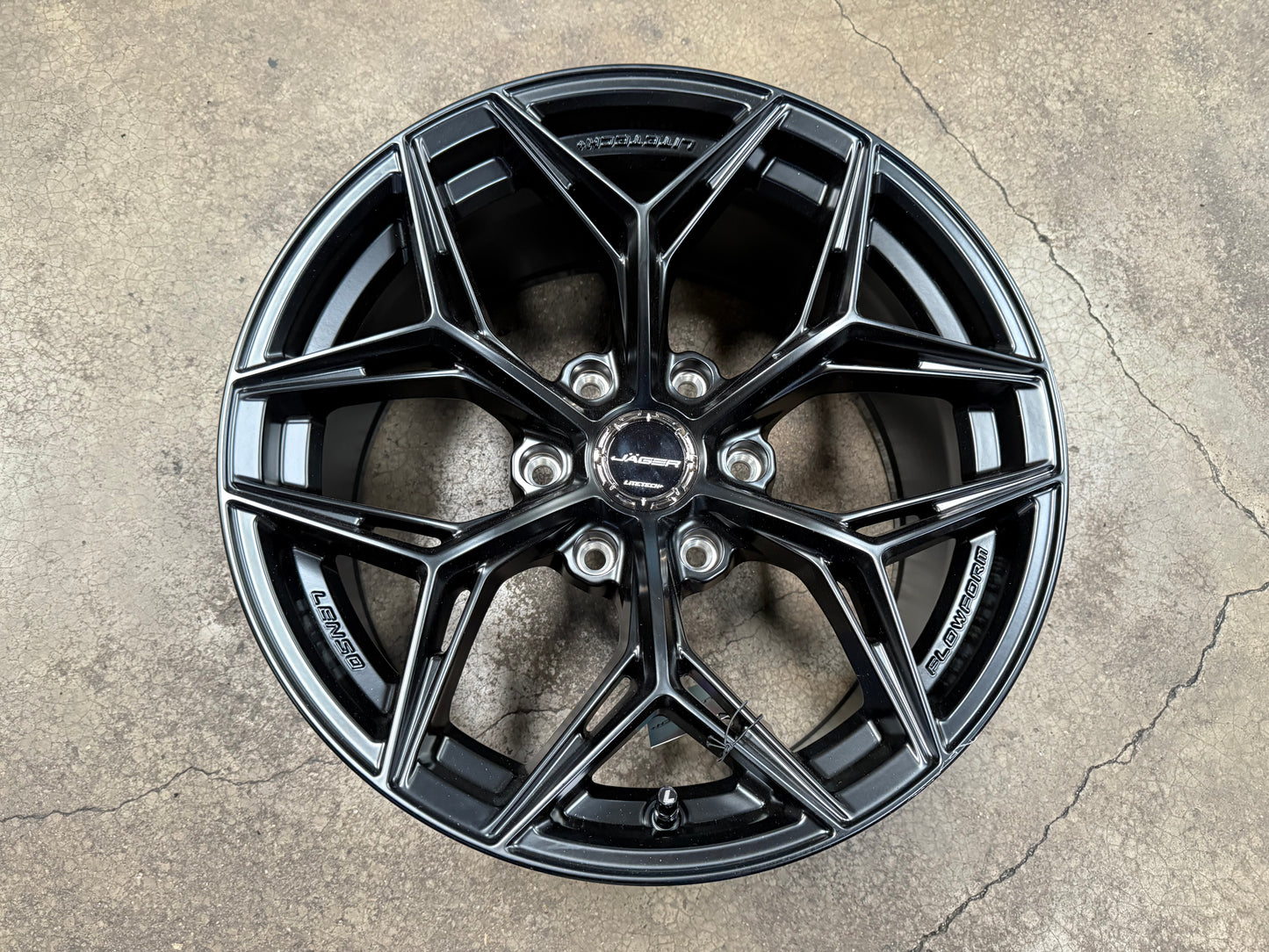 New 18x9 ET15 Lenso Blaze Rim (4 wheel) Black 6x139.7