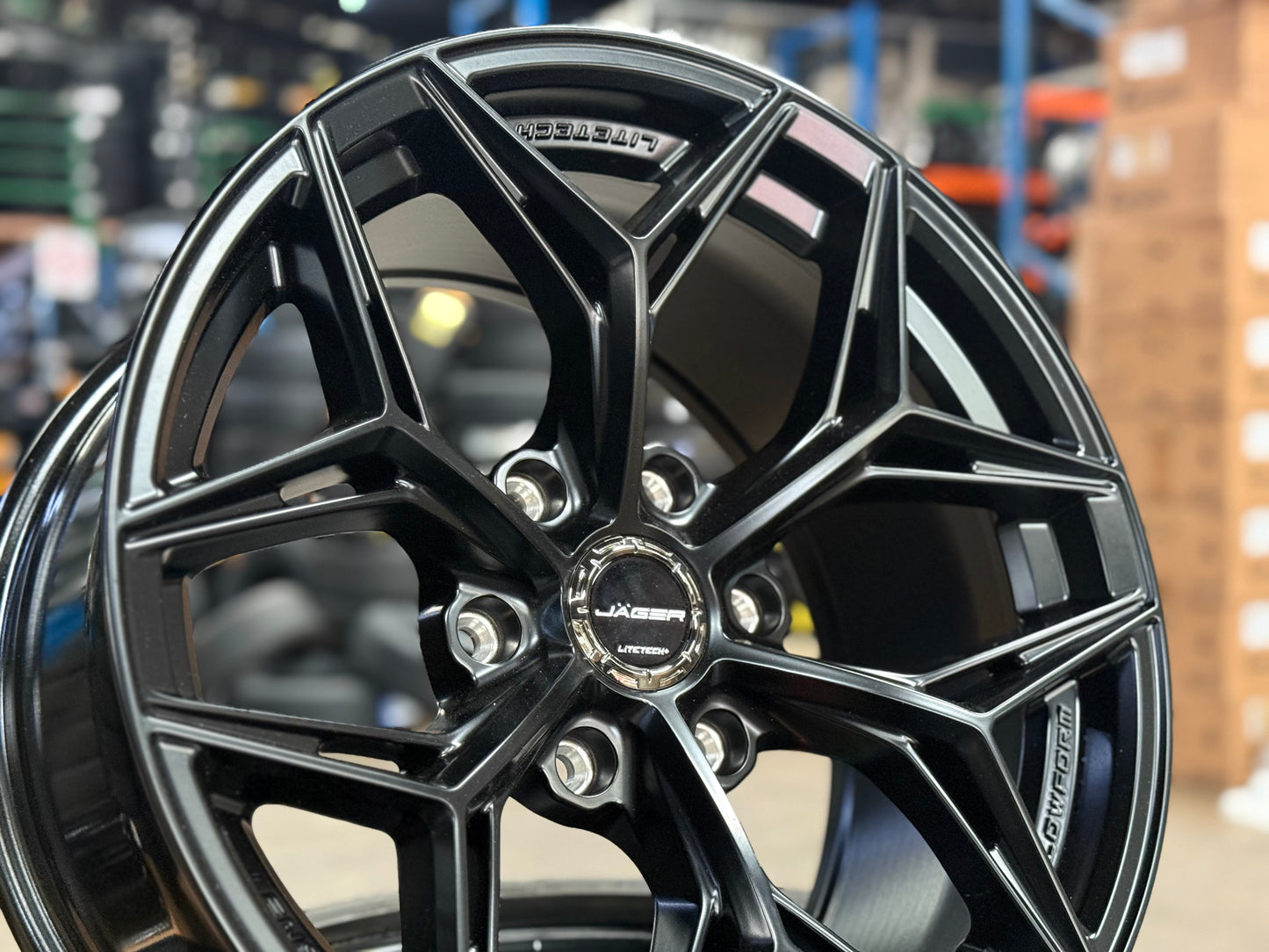 New 18x9 ET15 Lenso Blaze Rim (4 wheel) Black 6x139.7