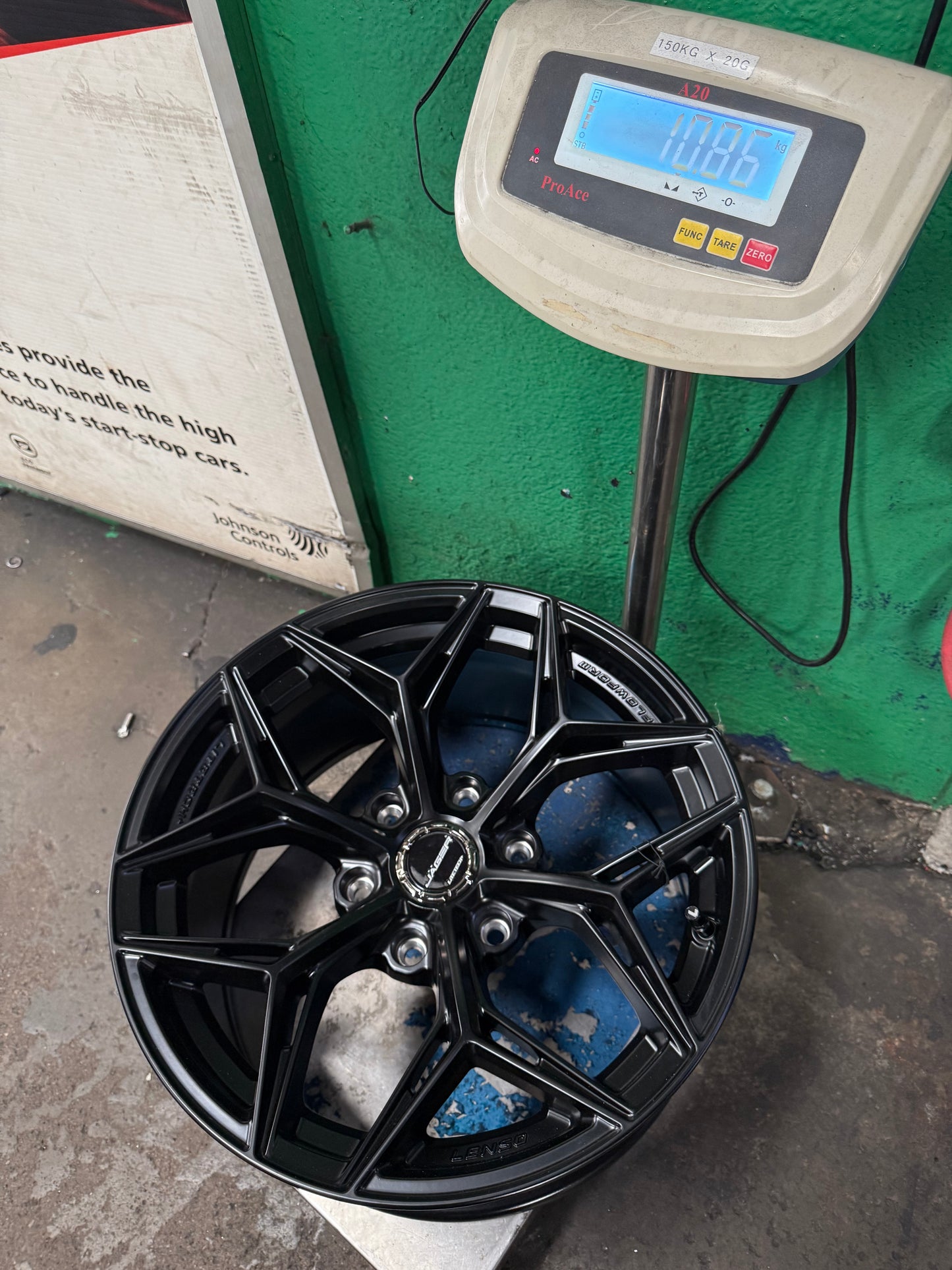 New 18x9 ET15 Lenso Blaze Rim (4 wheel) Black 6x139.7