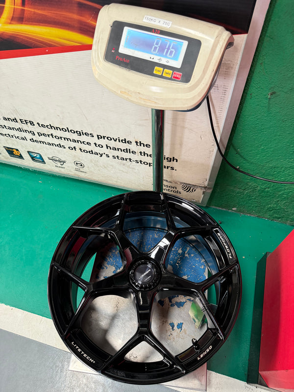 New 18X8.5 ET35 Lenso Vamos 5 Rim (4 wheel) GLOSS Black 5X114.3