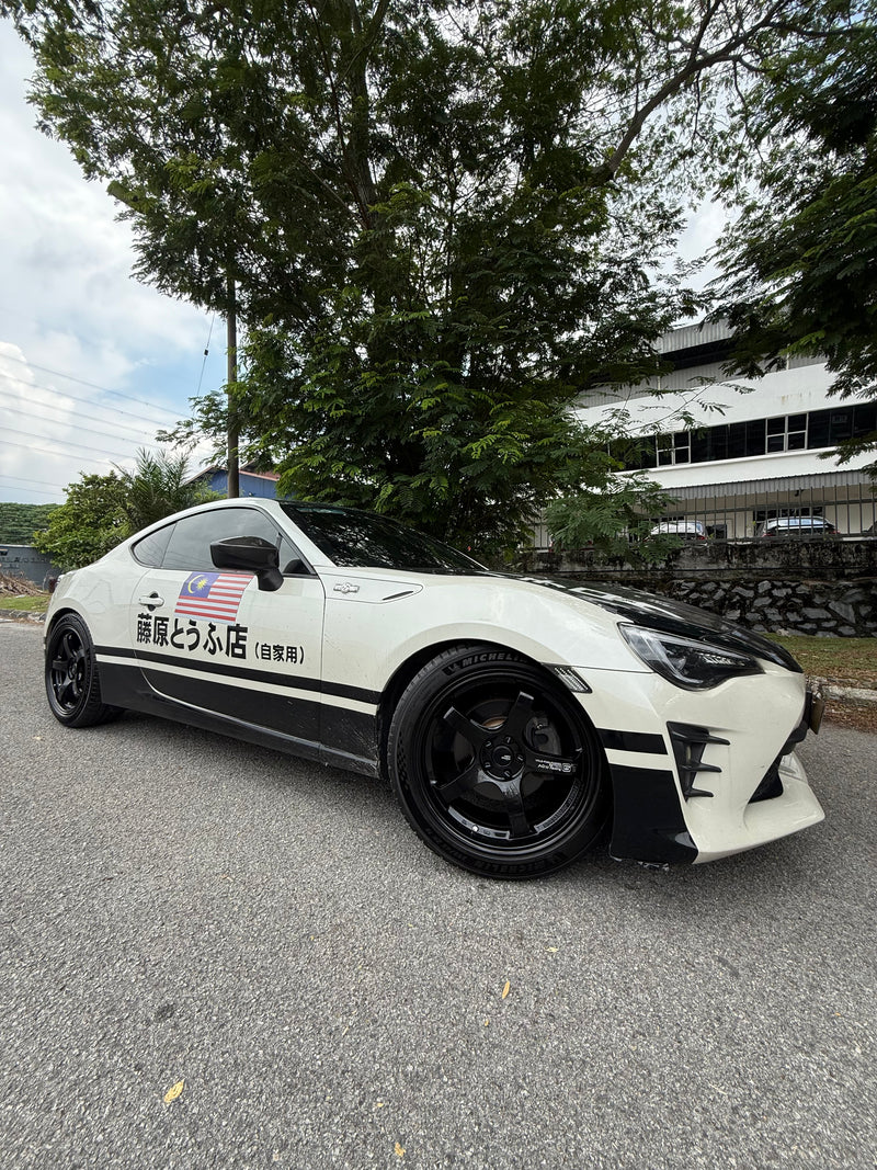 NEW 17X7.5 ET40 AOW GT Flow Formed Rim Racing White 5X100