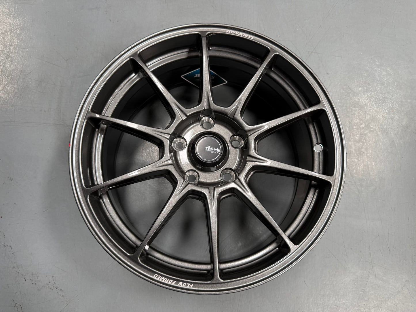 New 17x7.5 ET42 Advanti Aria 5x114.3 Gloss Gun Metal