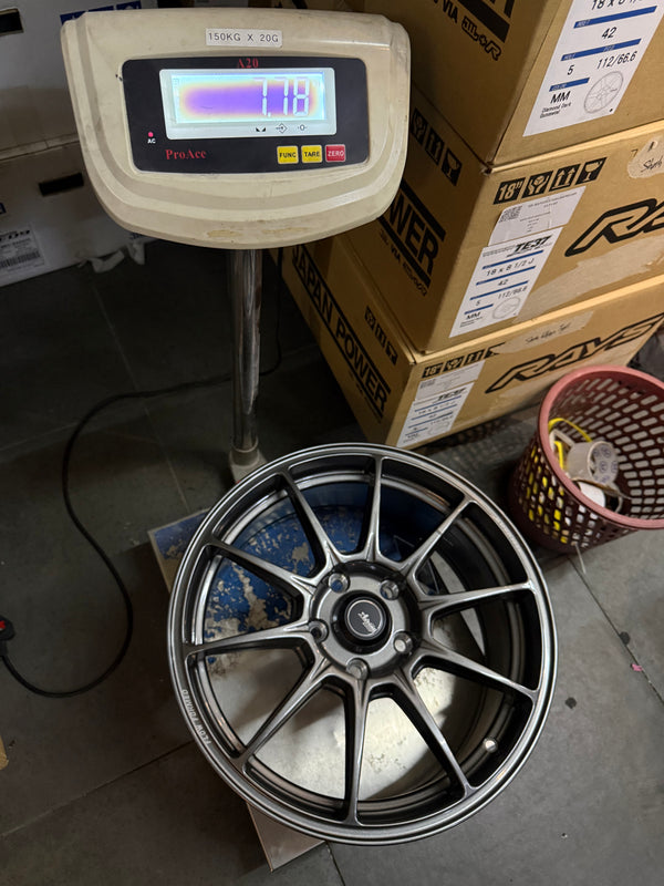 New 17x7.5 ET42 Advanti Aria 5x114.3 Gloss Gun Metal