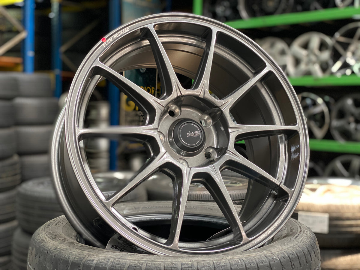 New 17X8 ET40 Advanti Aria Rim (4 wheel) Gunmetal 5X114.3