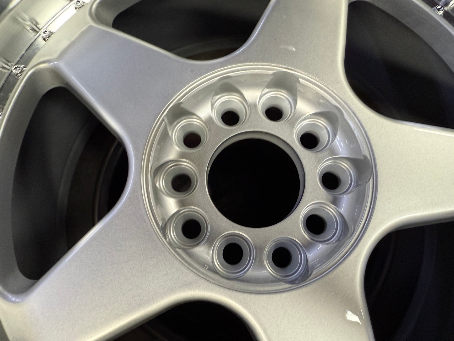 New 18x8 ET32 18x9.5 ET35 OZ Futura Classic (4 wheels) Silver 5X112