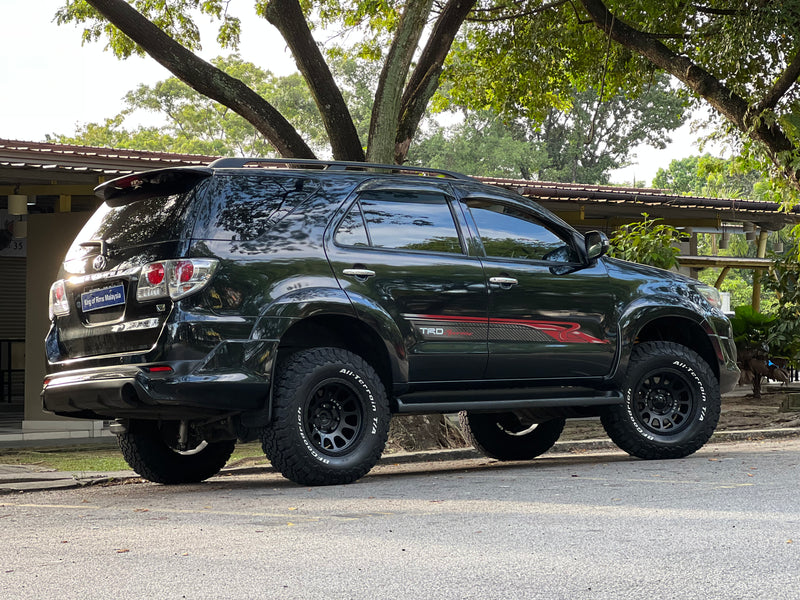 New 16X8.5J ET0 Lenso Zeus 3 Rim (4 wheel) Matte Black 6X139.7