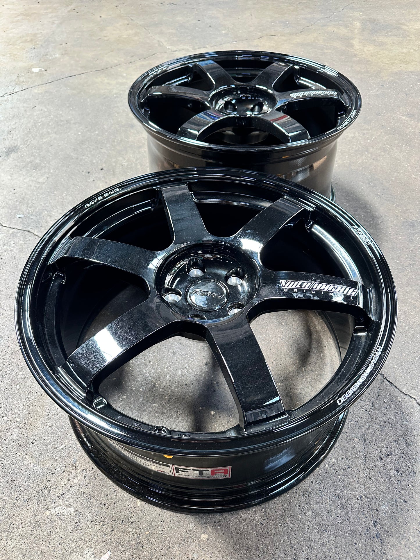 New 19x8.5J ET30 19x9.5J ET40 AOW TE37 (4 wheels) Black 5x112