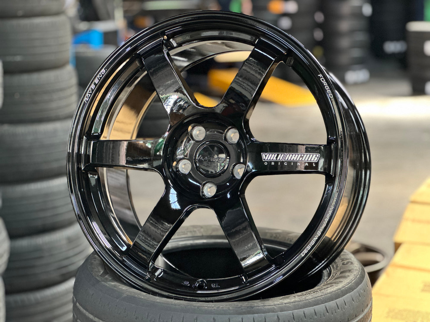 New 19x8.5J ET30 19x9.5J ET40 AOW TE37 (4 wheels) Black 5x112