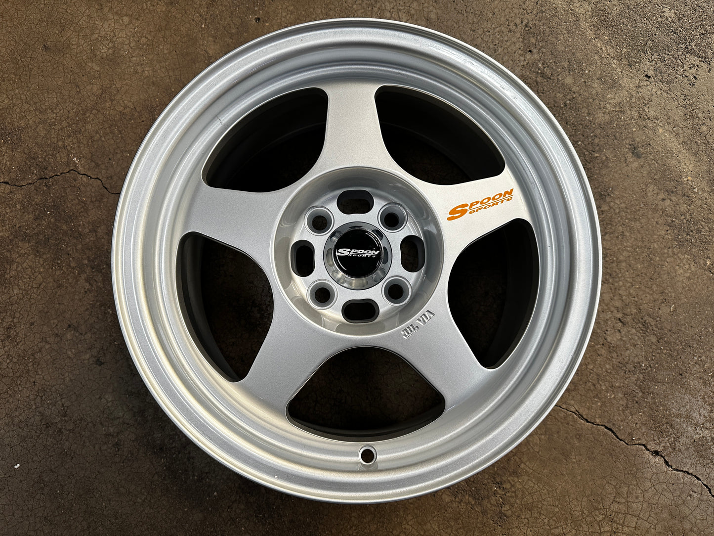 New 15X7 ET35 XOX Spoon Rim (4 wheel) Silver 4X100