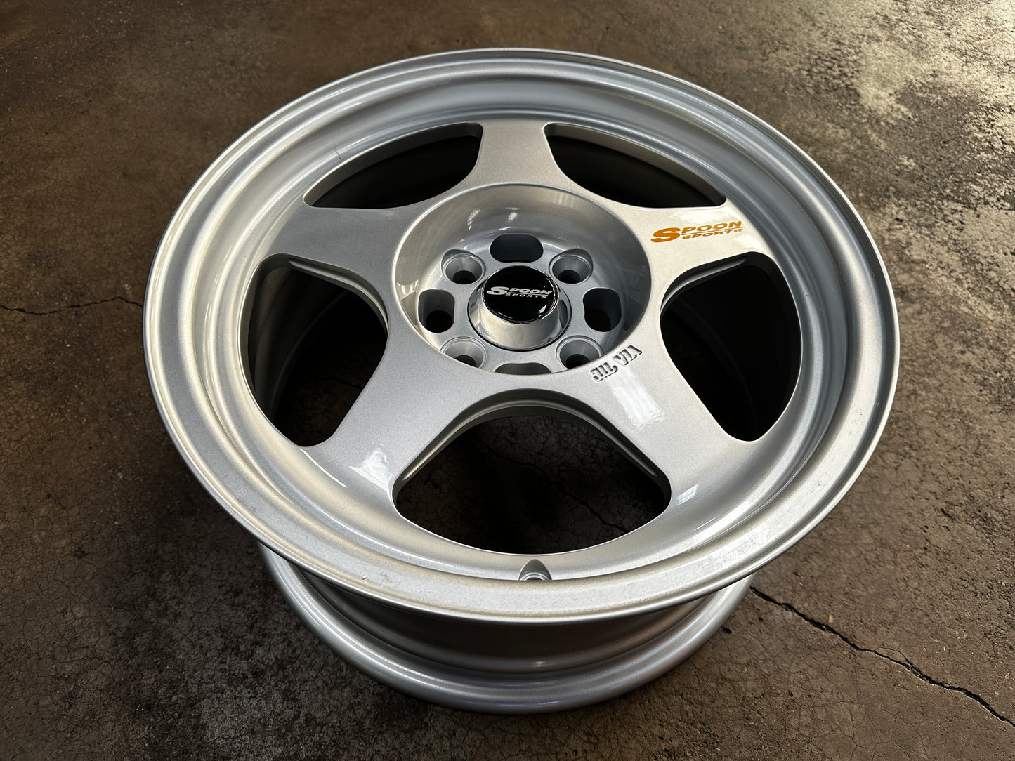 New 15X7 ET35 XOX Spoon Rim (4 wheel) Silver 4X100