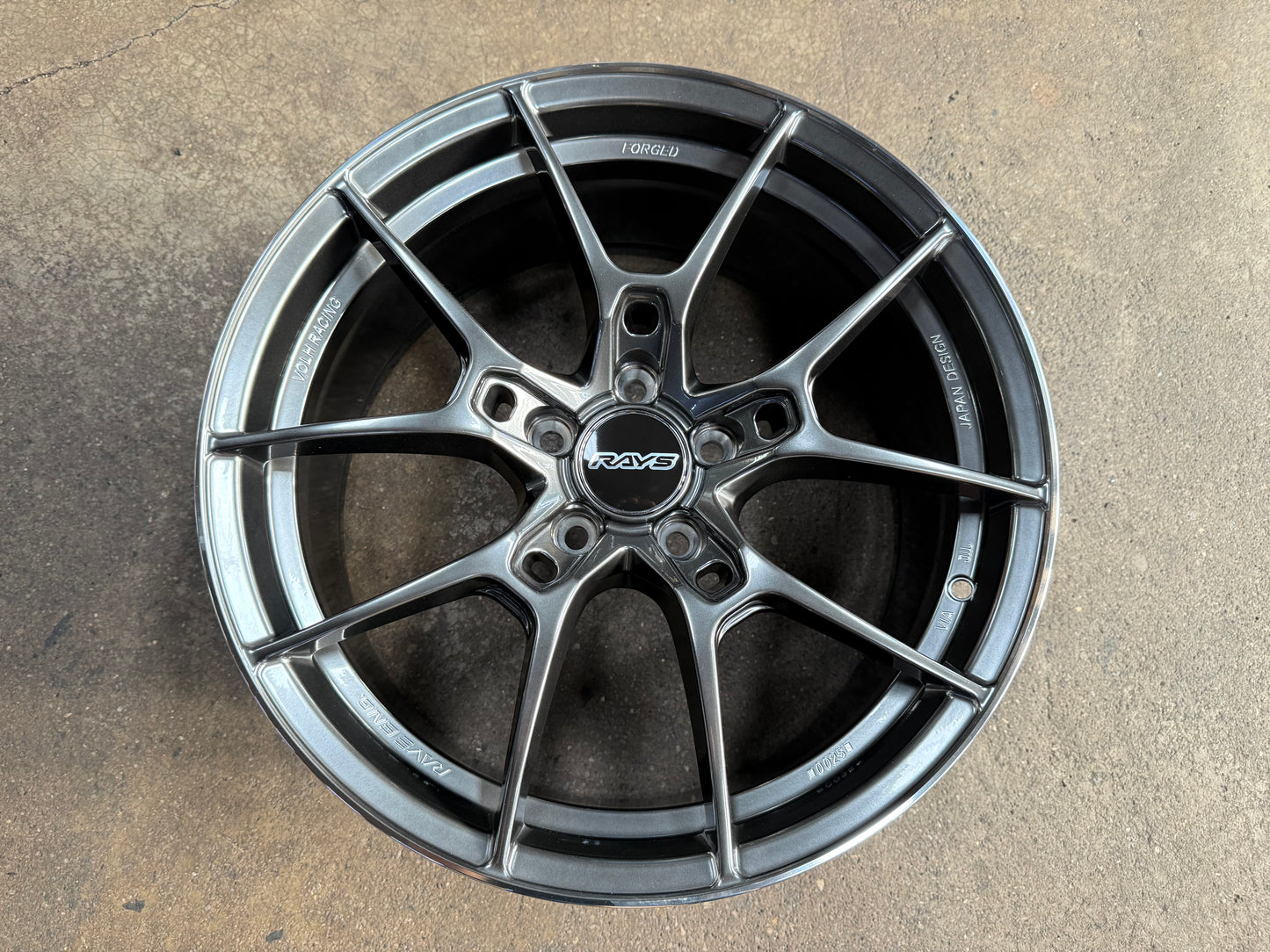 NEW 18X8.5 ET35 AOW G025 Flow Formed Rim (4 Wheel) Hyper Dark 5X112