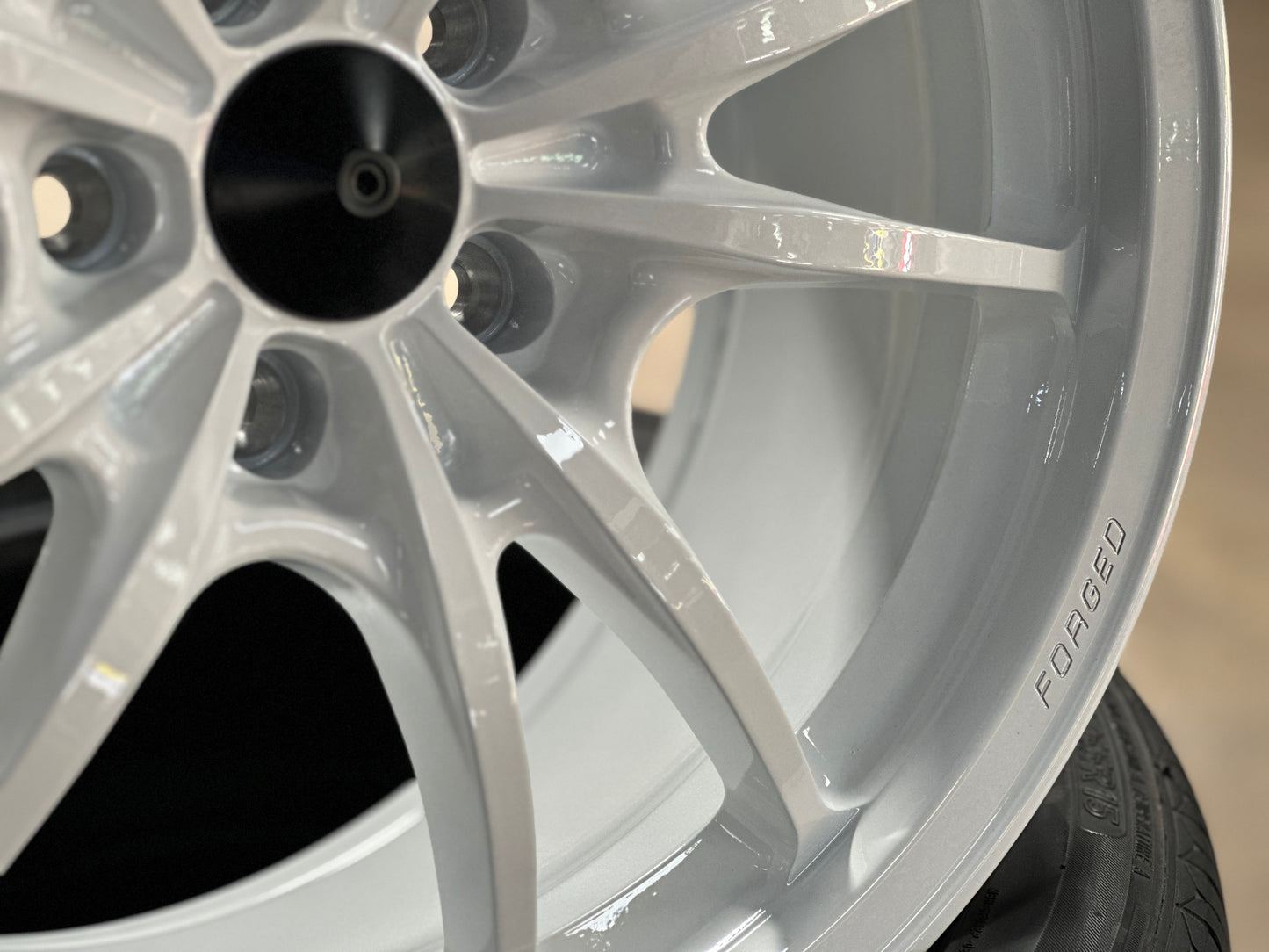 NEW 18X8.5 ET35 AOW MF10 Flow Formed Rim (4 Wheels) White 5X112