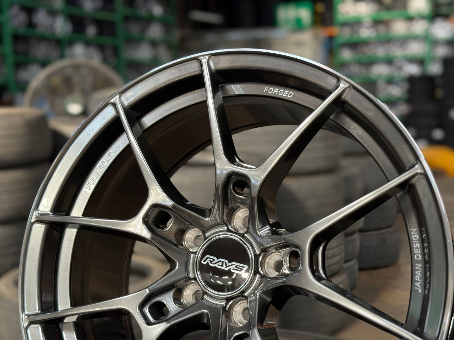 NEW 18X8.5 ET35 AOW G025 Flow Formed Rim (4 Wheel) Hyper Dark 5X112