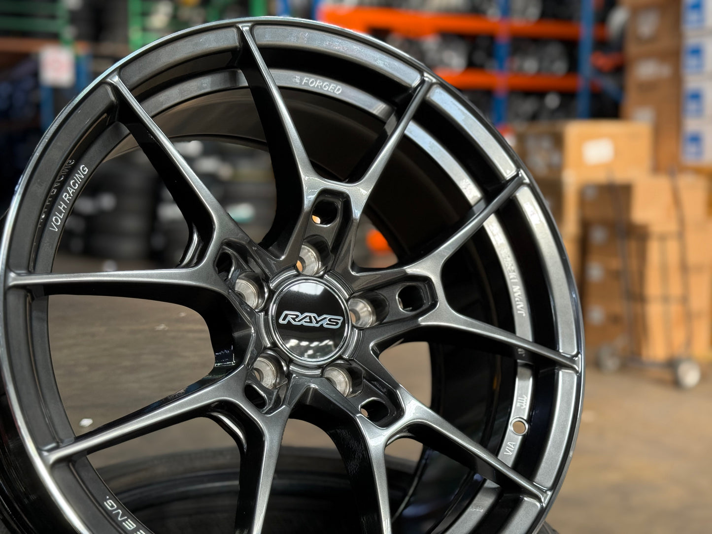 NEW 18X8.5 ET35 AOW G025 Flow Formed Rim (4 Wheel) Hyper Dark 5X112