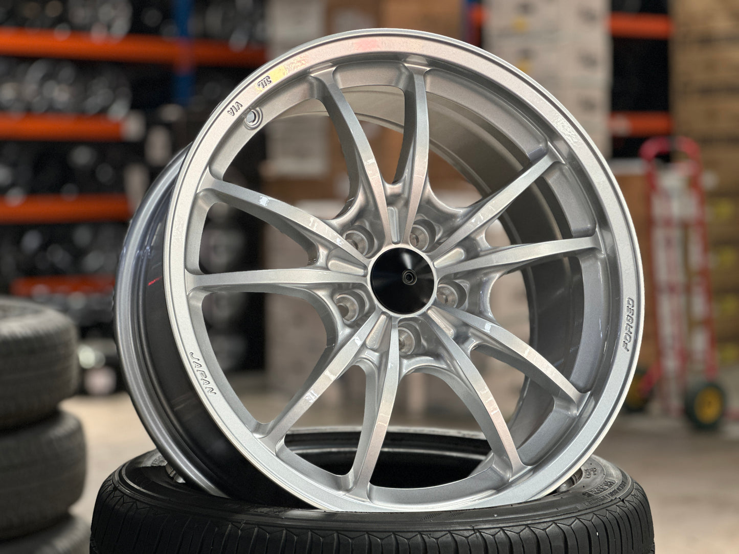 NEW 18X8.5 ET35 AOW MF10 Flow Formed Rim (4 Wheels) Silver 5X114.3