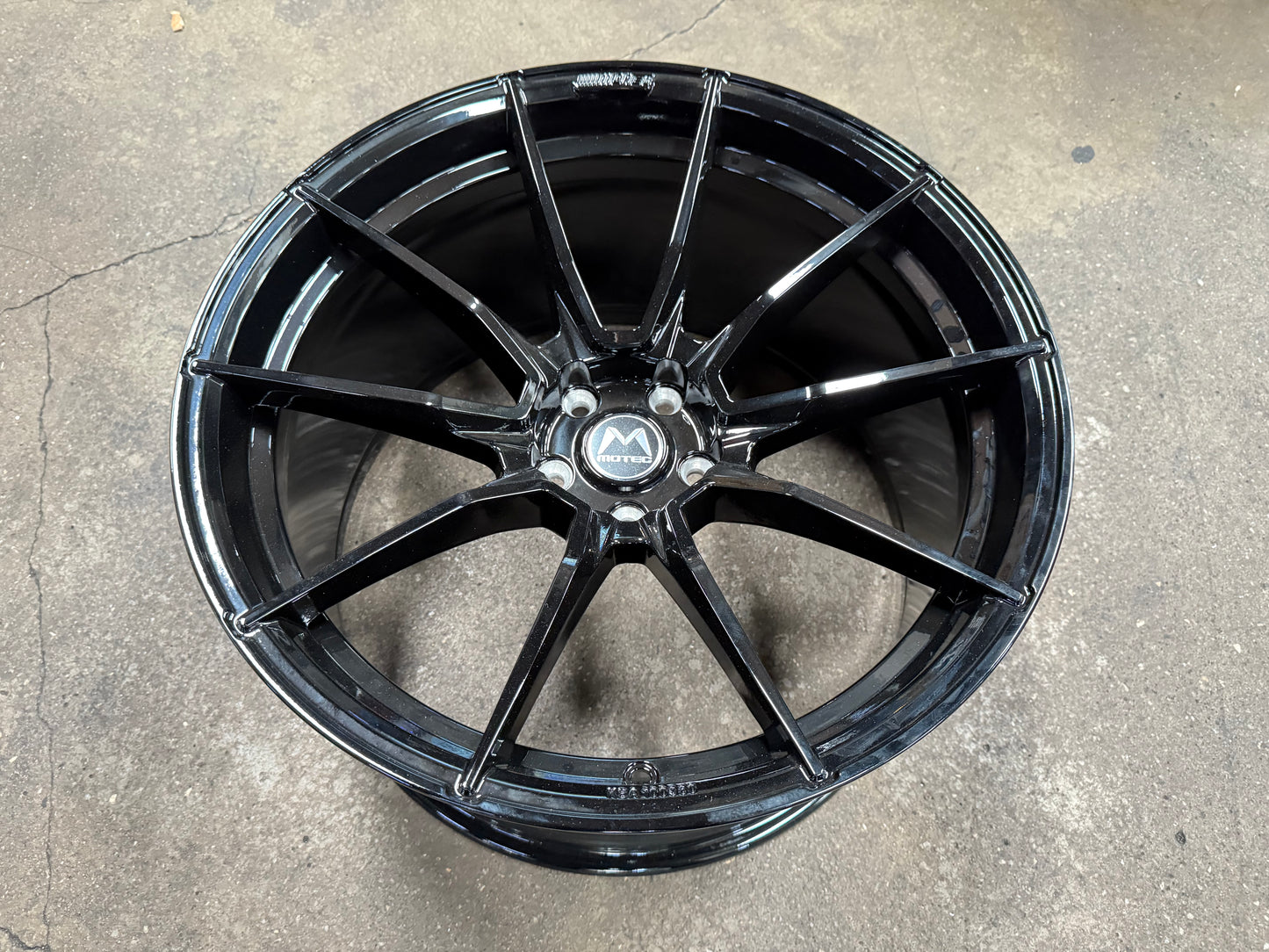 New 20x10 ET12 20x11 ET15 Motec MCR2 (4 wheel) 5x112 Black