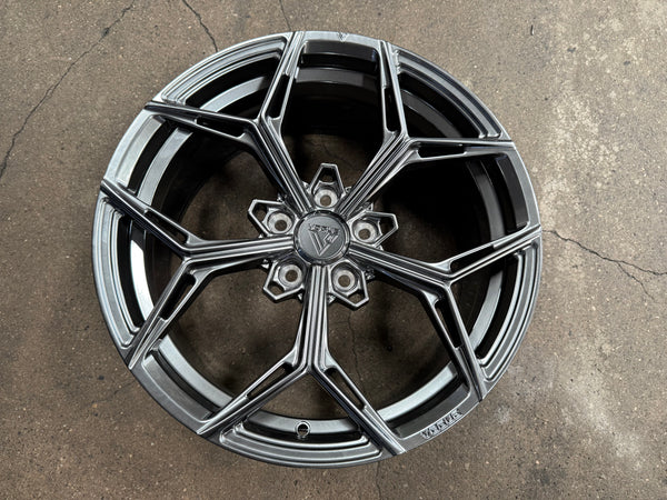 New 18x8.5 ET40 Vogue Wheel F12 Rim (4 wheel) Hyper Dark 5x114.3