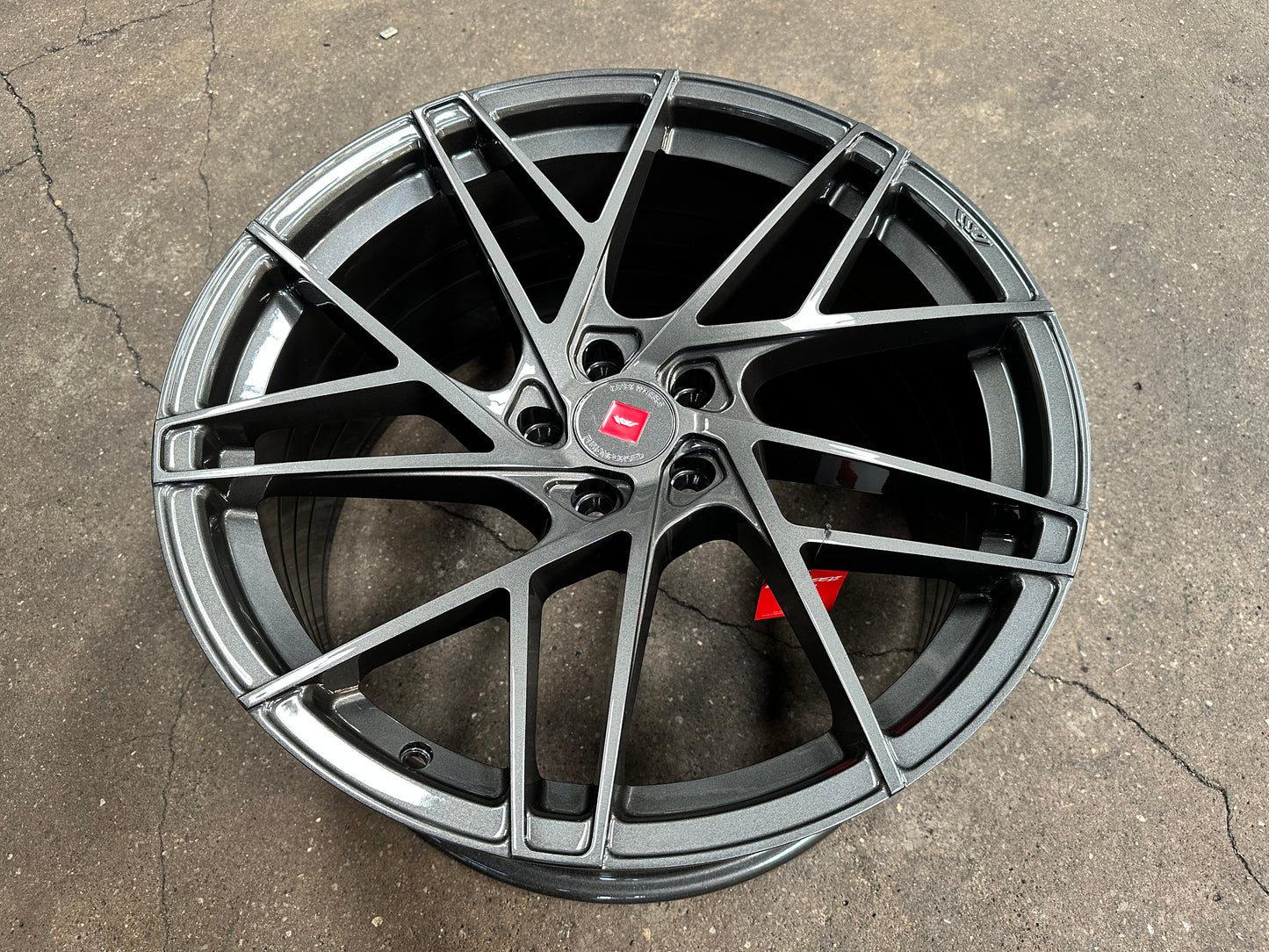 New 20x8.5 ET30 20x10 ET38 Ispiri FFRM (4 wheel) 5x114.3 Matte Black