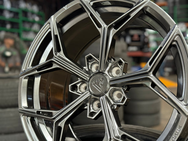 New 18x8.5 ET40 Vogue Wheel F12 Rim (4 wheel) Hyper Dark 5x112